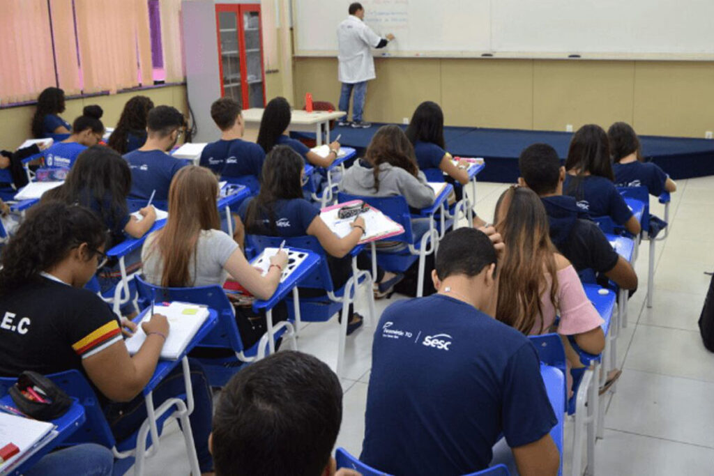 Sesc Tocantins realiza aulões gratuitos de revisão para o EXATO e ENEM