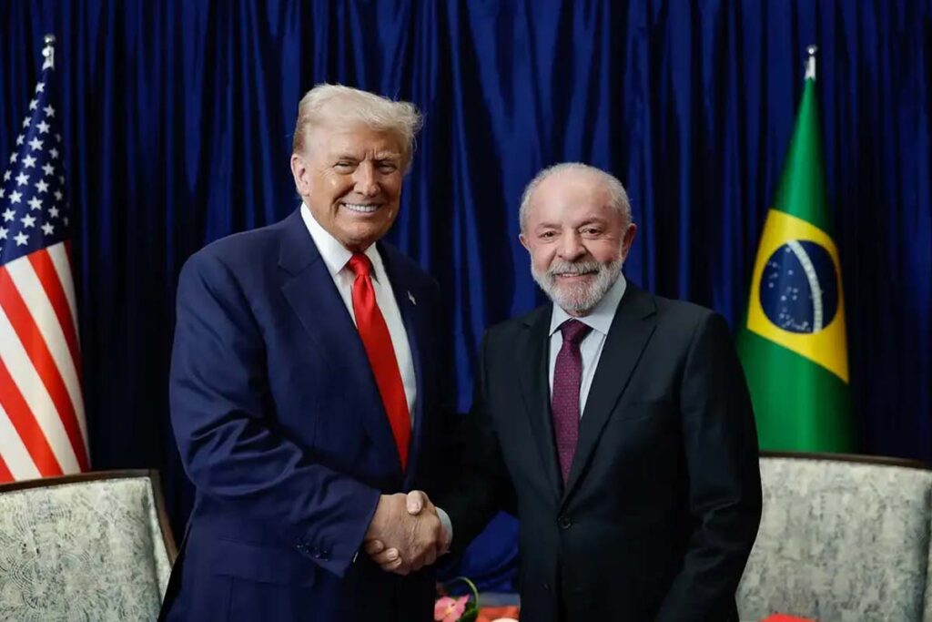 EUA retiram tarifa de 40% sobre produtos agrícolas brasileiros após diálogo entre Trump e Lula