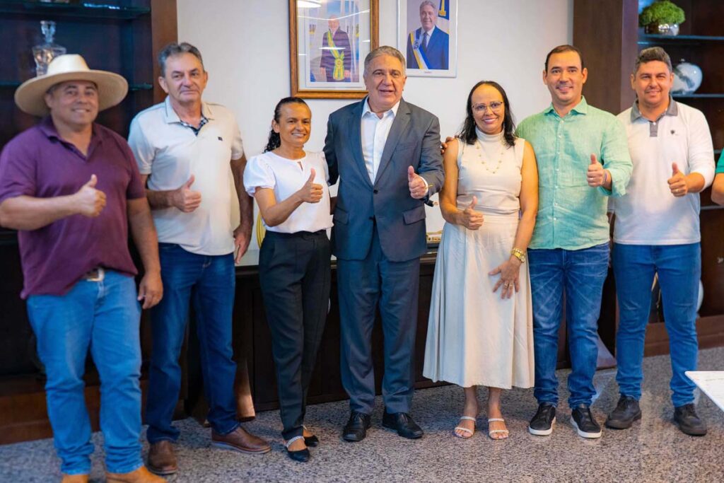 Governo do Tocantins discute pavimentação da TO-110 com prefeitos do Jalapão