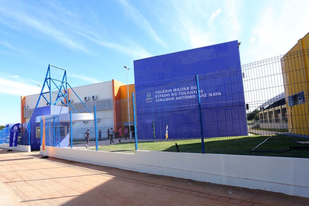 Governo do Tocantins encerra mais de 1,1 mil contratos na Educação para reduzir gastos