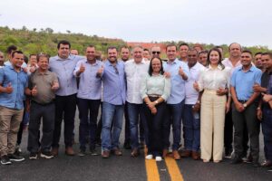Inauguração Ponte sobre Rio Vermelho