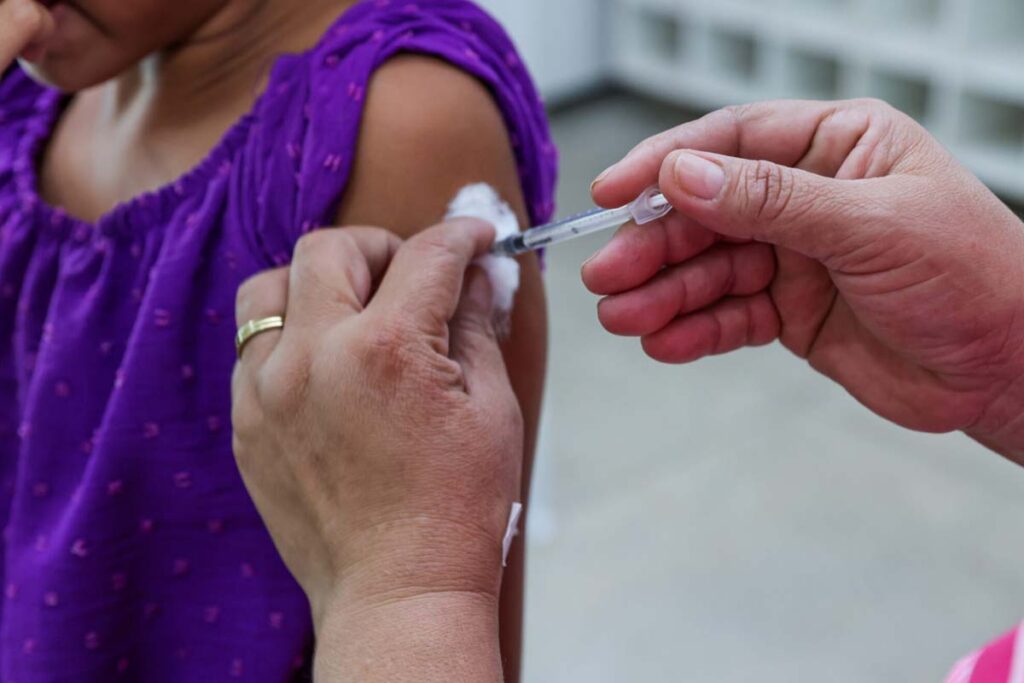 Prefeitura de Palmas inicia vacinação contra a gripe para grupos prioritários