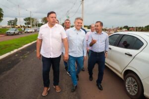 Araguaína inaugura primeira etapa da Avenida Siqueira Campos com presença do prefeito de Palmas