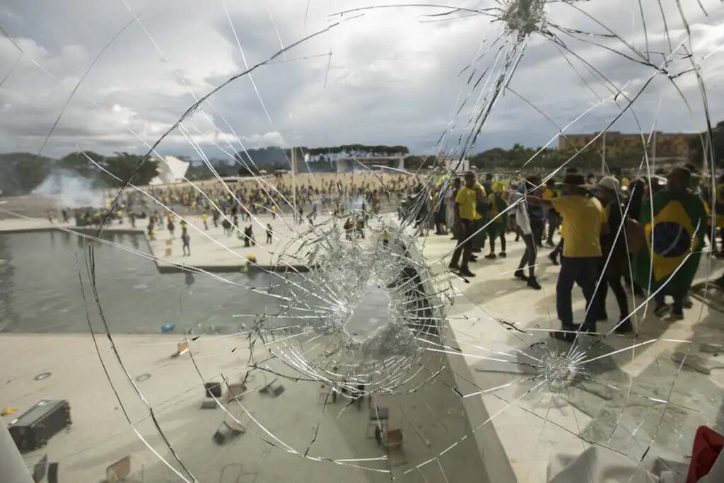 Câmara aprova mudanças penais para condenados do 8 de Janeiro; PT-TO critica projeto