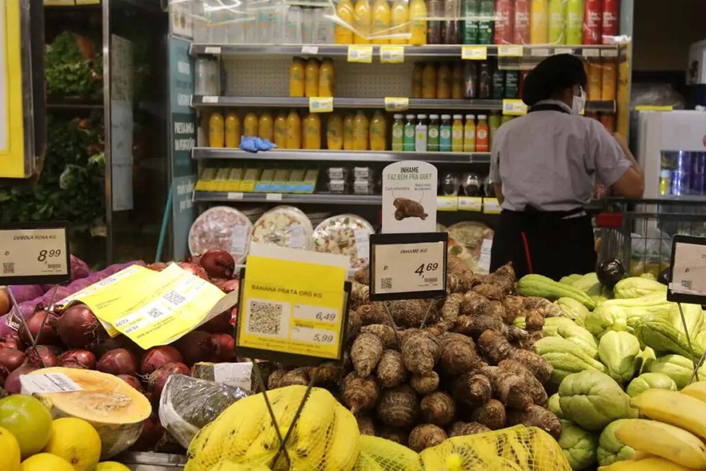 Cesta básica fecha 2025 com queda de 4,17% e alivia custo da alimentação em Palmas