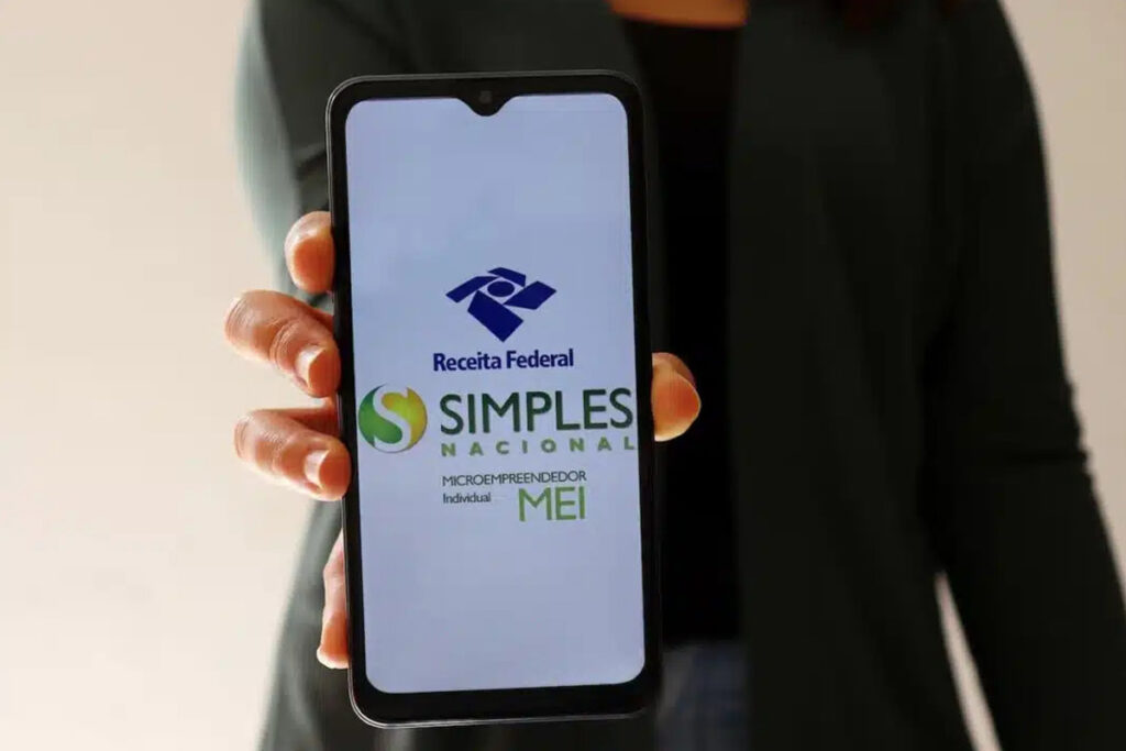 MEIs excluídos do Simples Nacional têm até 31 de janeiro para regularizar pendências