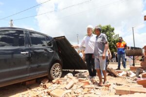 prefeito de Palmas, Eduardo Siqueira Campos, acompanhou os trabalhos