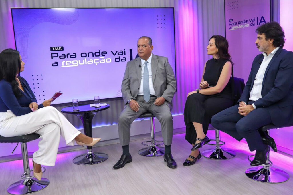 Eduardo Gomes defende marco regulatório da Inteligência Artificial e projeta avanços do PL 2.338/2023