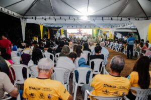 Missa do Lava-pés emociona centenas de fiéis na Serra do Estrondo em Paraíso