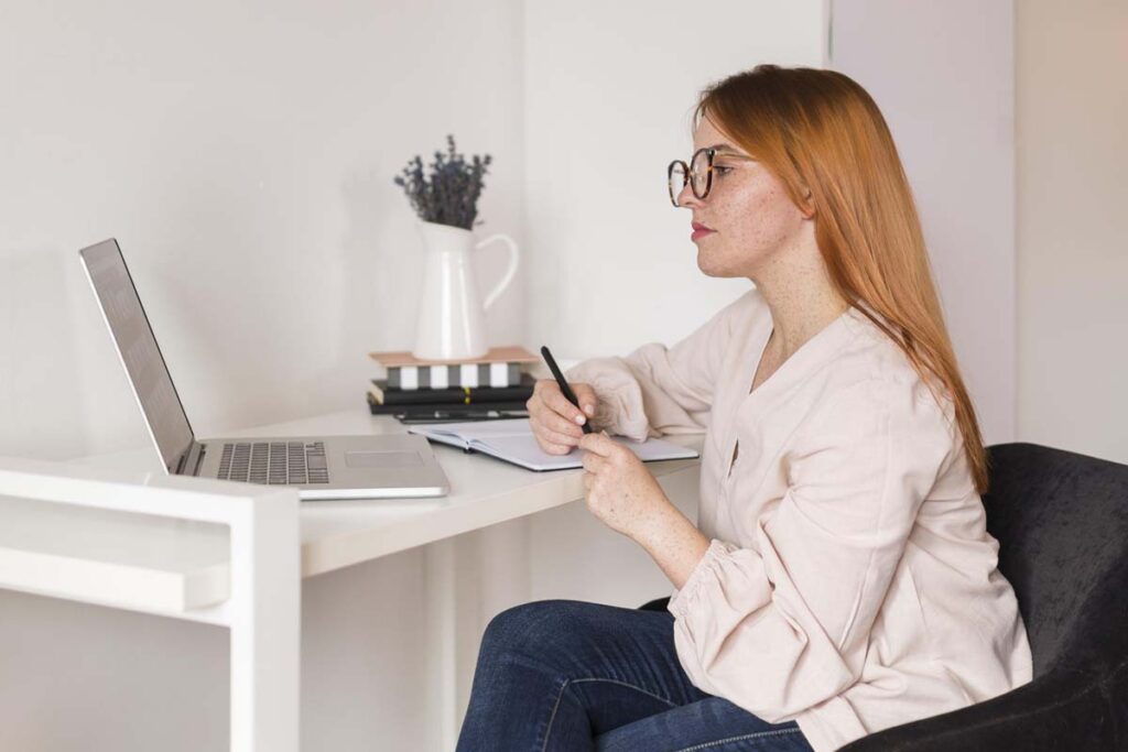 Profissões em alta no Brasil: veja áreas com mais vagas e salários atrativos em 2026